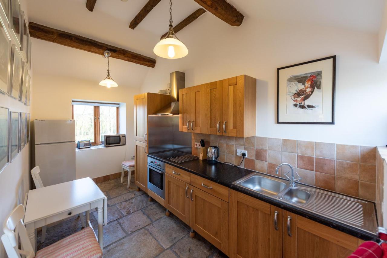 Whitley Coach House Villa Luaran gambar
