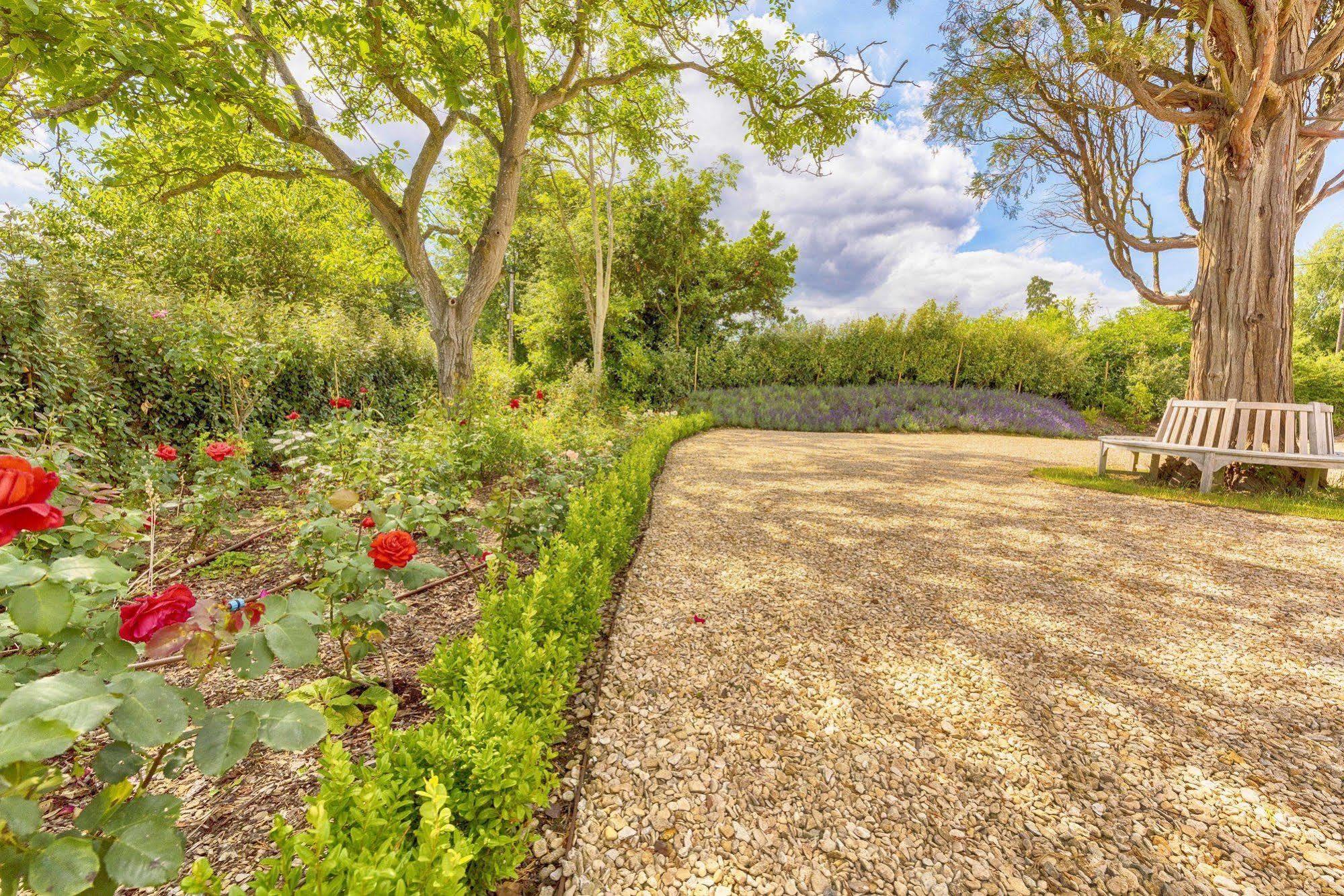 Whitley Coach House Villa Luaran gambar