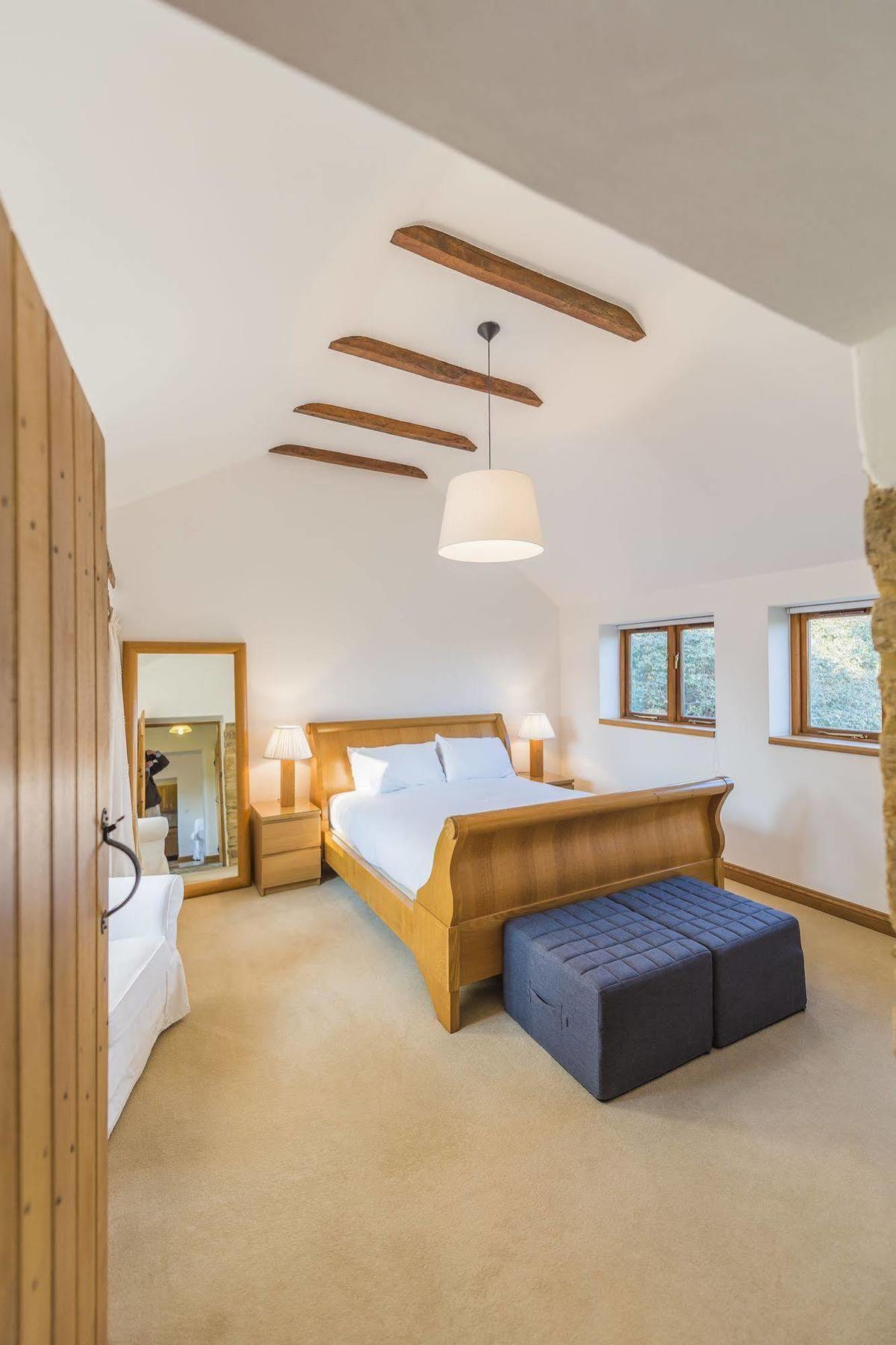 Whitley Coach House Villa Luaran gambar