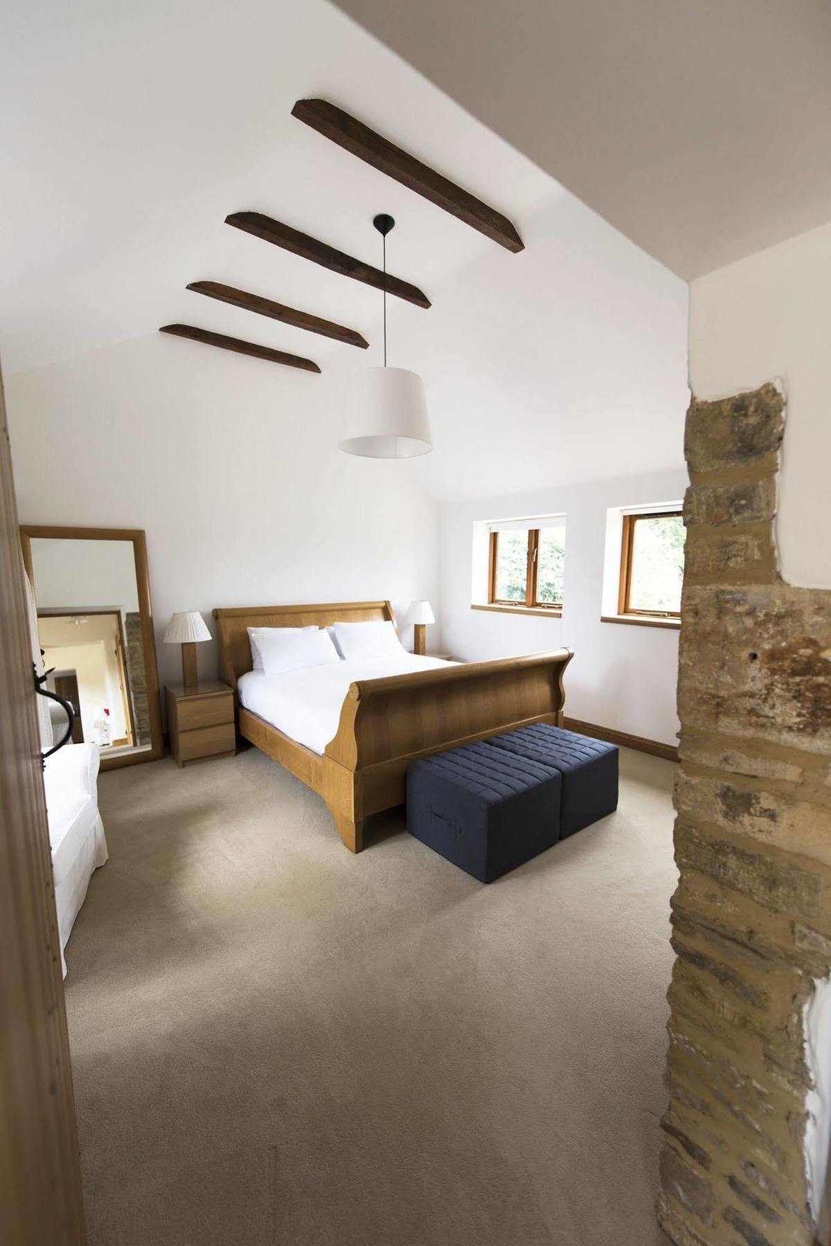 Whitley Coach House Villa Luaran gambar